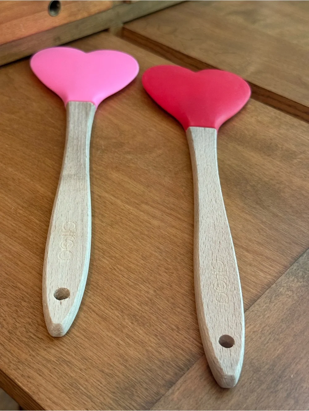 💕 Ciroa The Bakehouse Heart Silicone Spatulas — Red & Pink — Set of 2